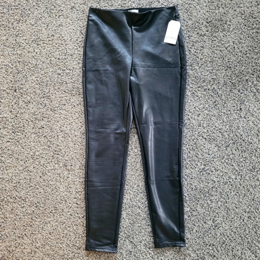NWT Wonderly Black High Rise Vegan Leather Leggings